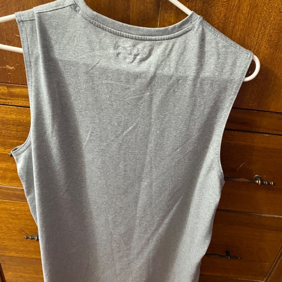 Under Armour Mens Velocity Muscle Tank Loose Fit Gray Men's Medium - Picture 2 of 6